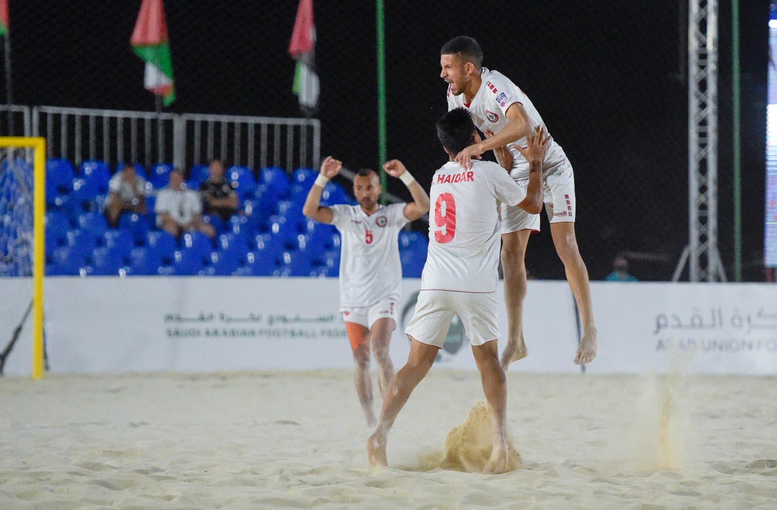لبنان-يفوز-على-السعودية-في-شاطئية-العرب