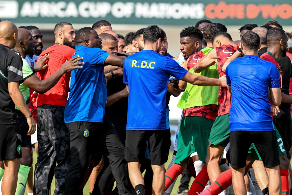 اشتباكات-بين-لاعبي-المغرب-والكونغو